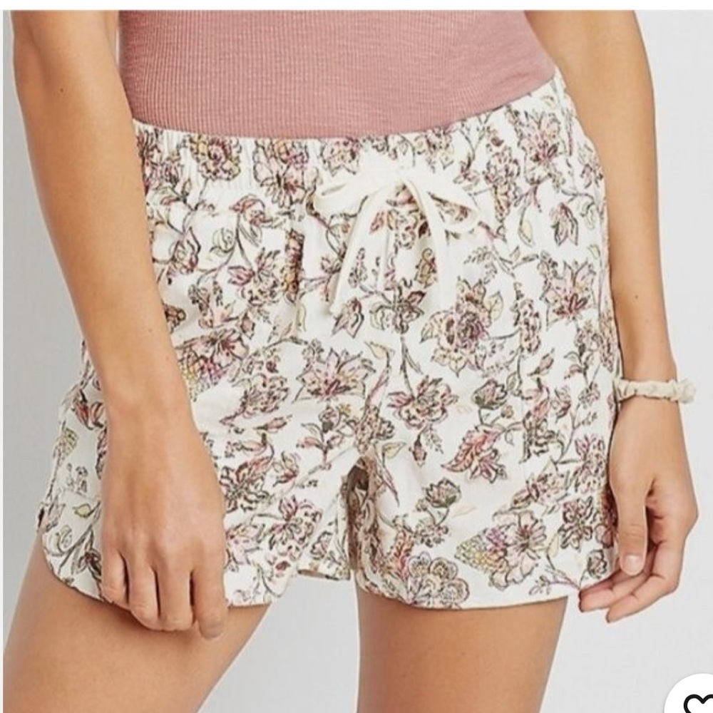 Maurices women linen floral shorts size XXL